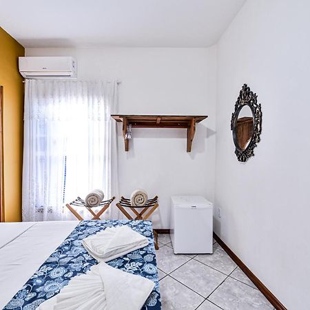 Pousada Da Tina Ubatuba Chambre photo