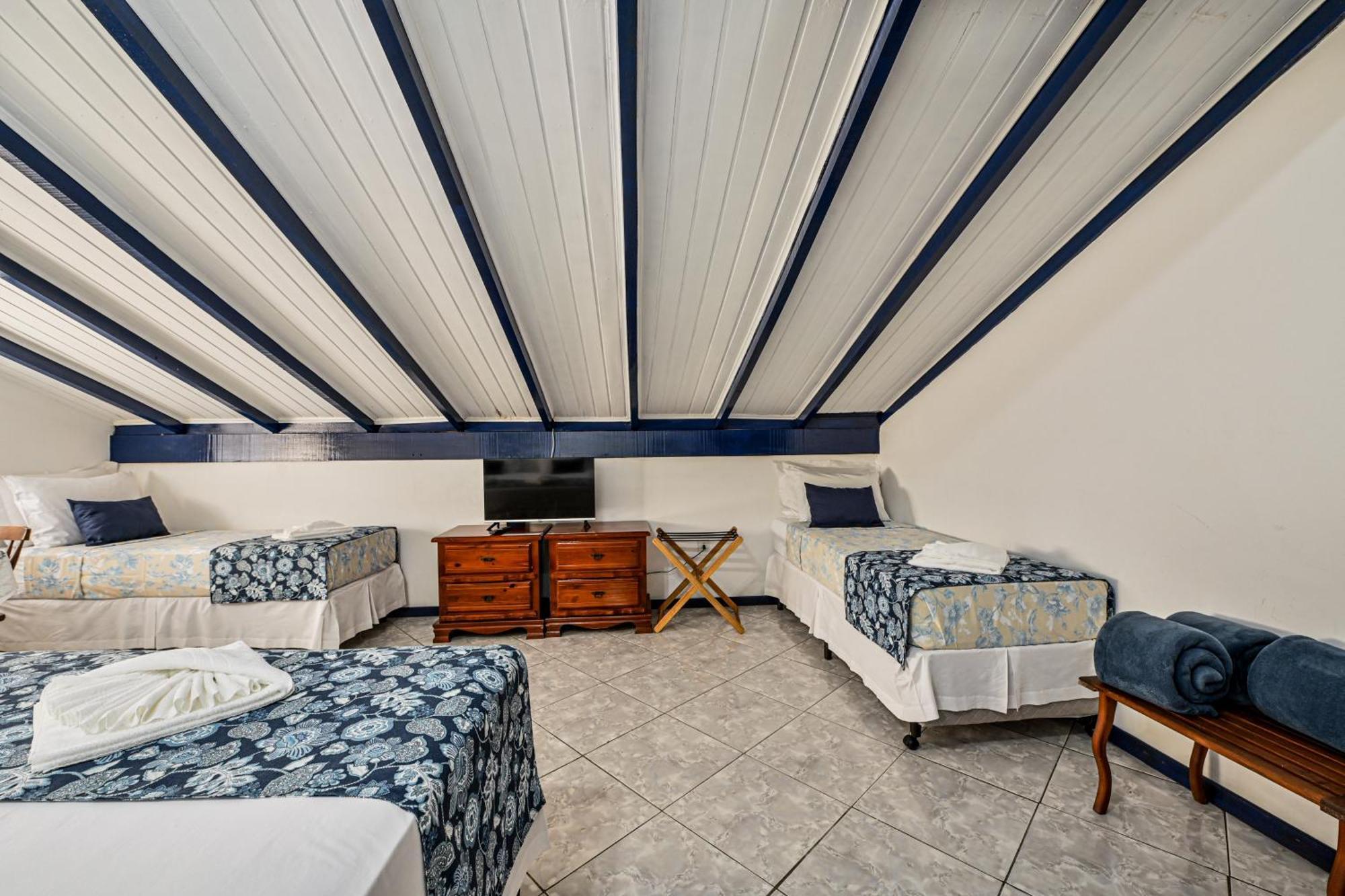 Pousada Da Tina Ubatuba Chambre photo