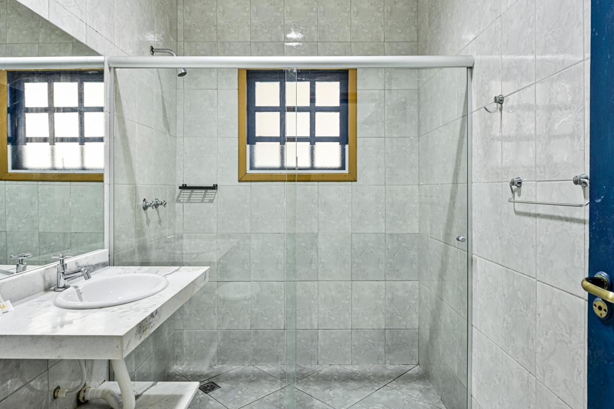 Pousada Da Tina Ubatuba Chambre photo